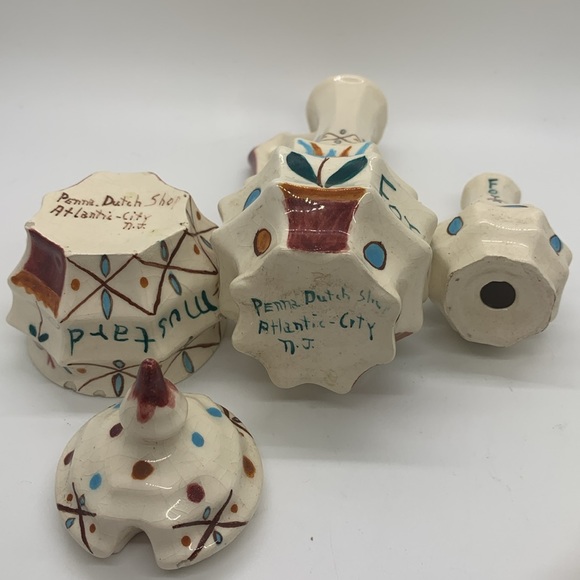 Condiment set with tray.  Ceramic.  Atlantic City Pennsylvania Dutch Shop. - Picture 3 of 7